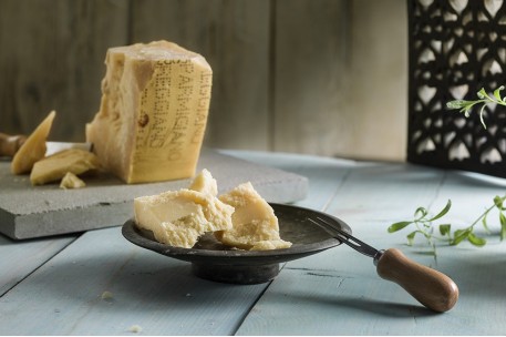 PARMIGIANO REGGIANO HALAL 18 MESI